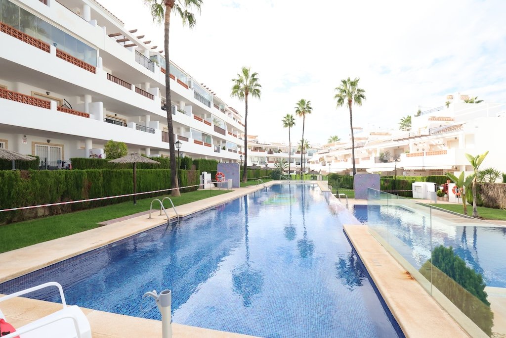 Apartamento frente a Villamartin Golf
